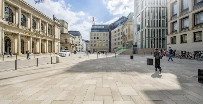 Solutions La Linia Adolfsplatz Hamburg 2482 015